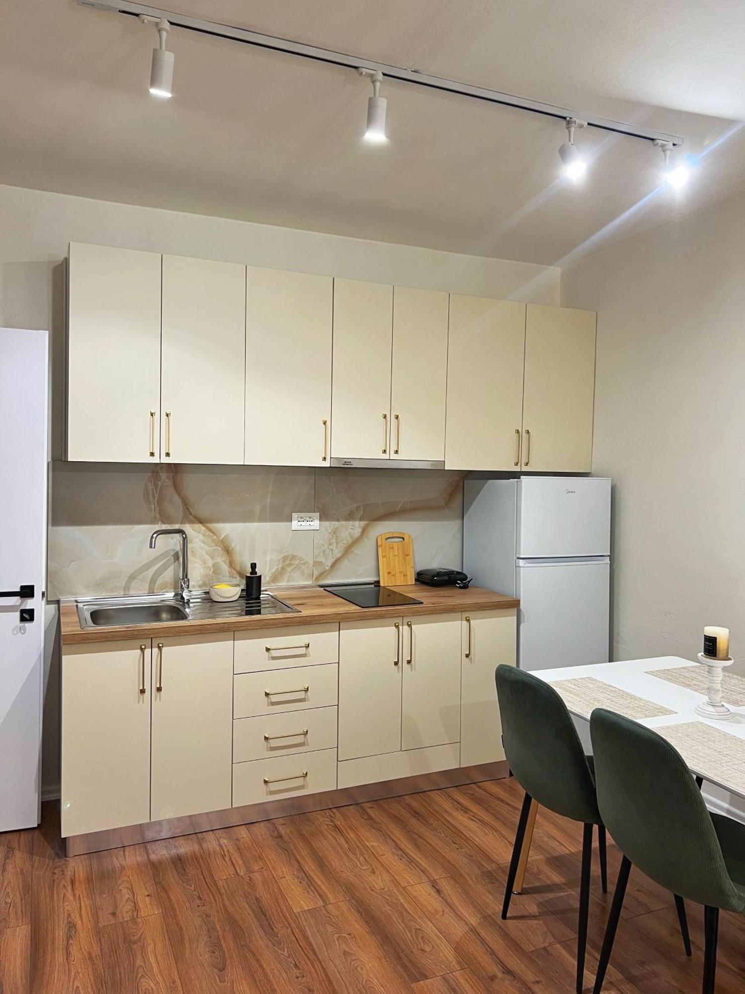 Boho Cane Apartment Tiranë Eksteriør bilde